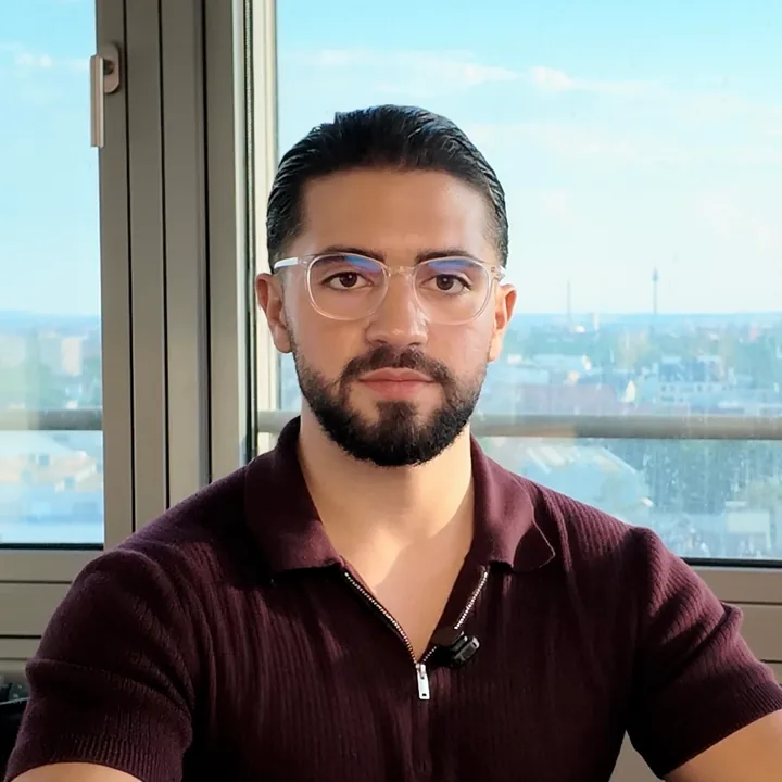 Lano Aziz, Gründer von QARD